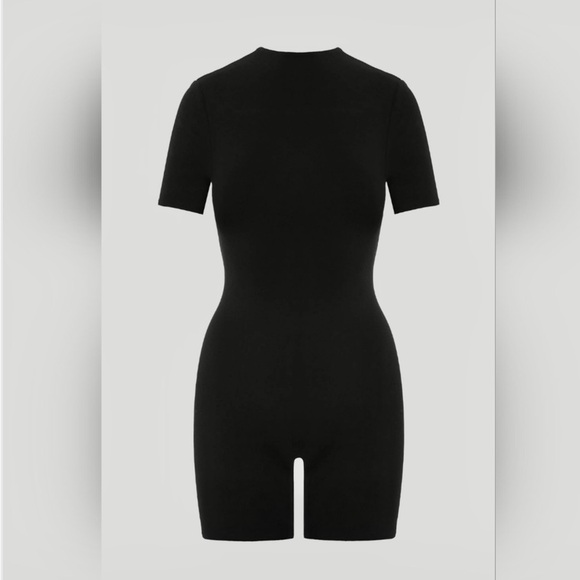 NWT NAKED WARDROBE SHORT SLEEVE ROMPER - Picture 3 of 5